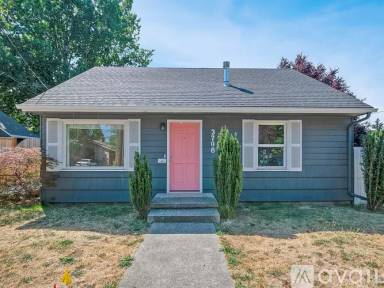 Main picture of 3706 SE Holgate Blvd