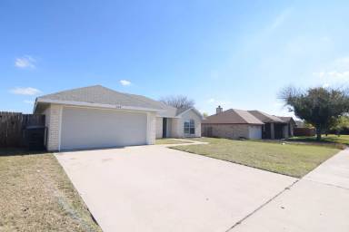 Main picture of 5006 Norton Dr