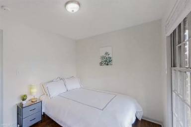 Main picture of 2150 Rochelle Way