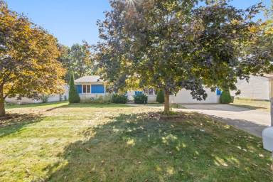 Main picture of 2076 Harned Dr