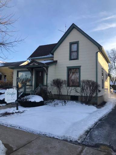 Main picture of 612 W State St