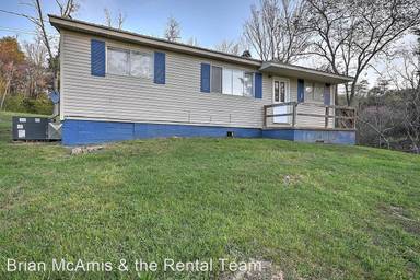 Main picture of 2400 Westwood Rd