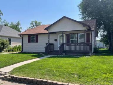 Main picture of 1000 N Hewett Ave