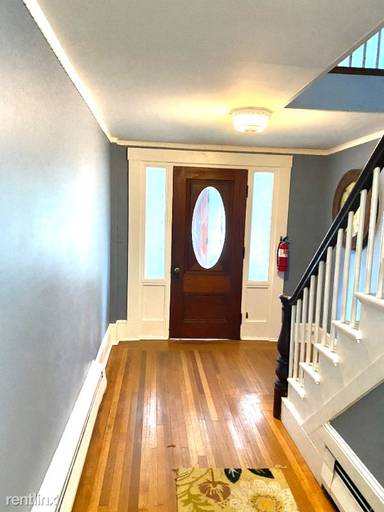 Main picture of 61 Carlisle St