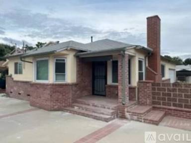 Main picture of 7512 Tampa Ave