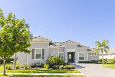 Main picture of 6023 Diamonte Pl