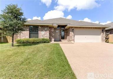 Main picture of 1011 Emerald Dove Ave