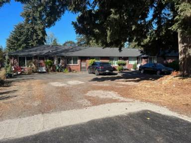 Main picture of 12108 Edgewood Ave SW