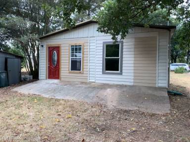 Main picture of 1101 County Road 702