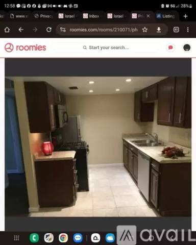 Main picture of 2427 W Acacia Ave