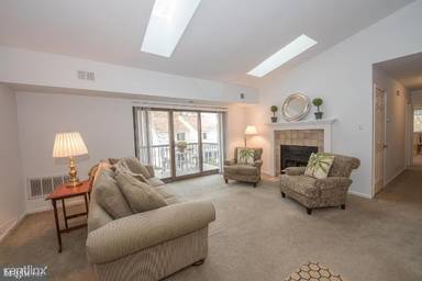 Main picture of 34 Le Forge Ct