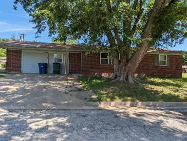 Main picture of 4604 N Trenton Ave