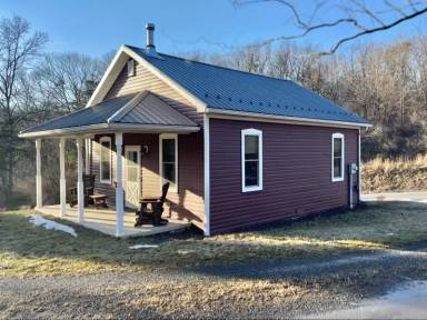Main picture of 1583 Clark Hill Rd