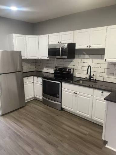 Main picture of 2744 Beryl Ave