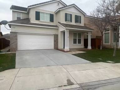 Main picture of 3933 Strand Way