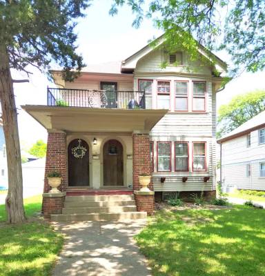 Main picture of 6506 Milwaukee Ave