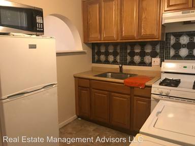 Main picture of 2317 S 63rd St