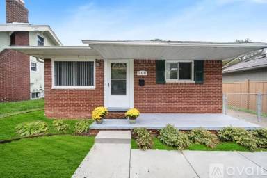 Main picture of 308 N Campbell Rd