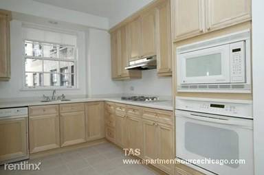 Main picture of 3240 N Lake Shore Dr