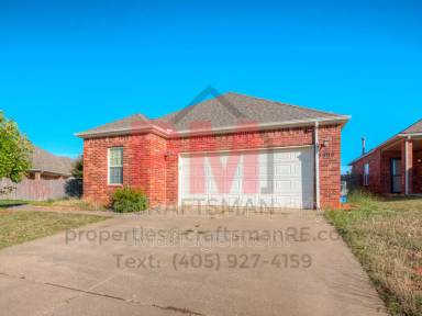 Main picture of 5905 SE 69th St