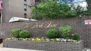Main picture of Park Lane Condominium