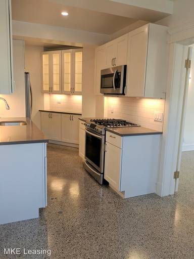Main picture of 1224 N Prospect Ave