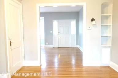 Main picture of 8201 Flower Ave