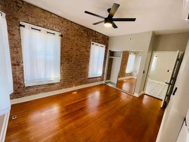 Main picture of 710 N 6th Ave