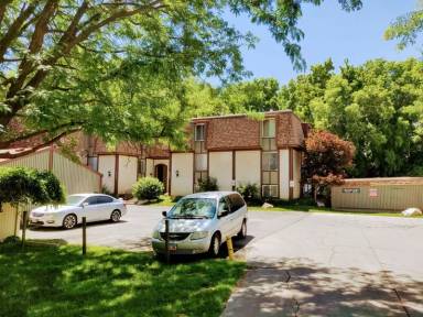 Main picture of 5440 S Willow Ln
