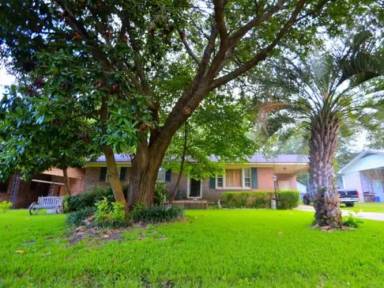 Main picture of 4767 June St