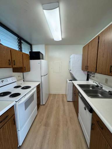 Main picture of 1040 Kinau St Apartments