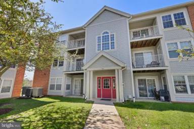 Main picture of 308 Blue Water Ct