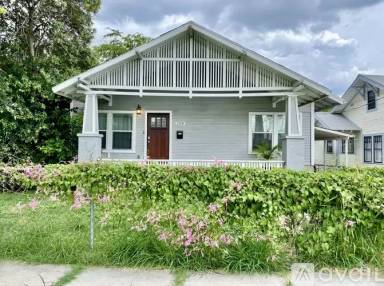 Main picture of 200 Blanco Rd