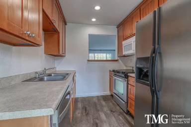 Main picture of 882 I St