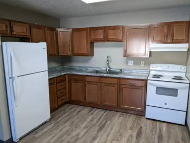Main picture of 1204 S Ave