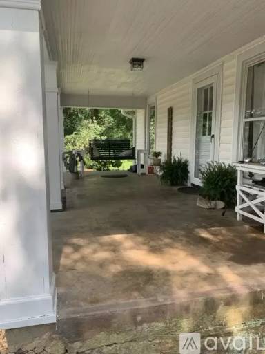 Main picture of 7914 Hagers Ferry Rd