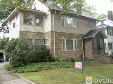 Main picture of 2102 Stillman Rd
