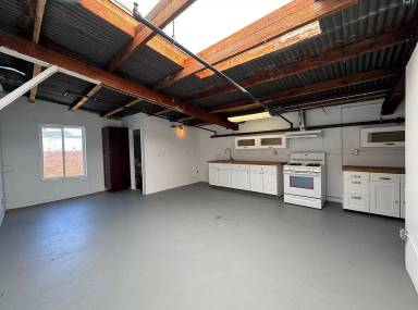 Main picture of 4001 San Leandro St