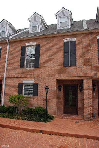 Main picture of 220 Church Ave