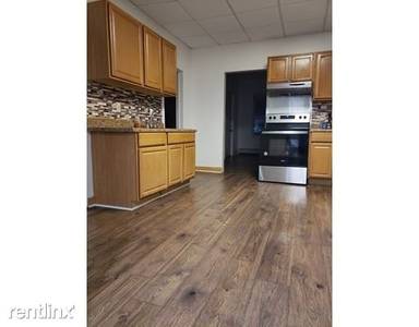 Main picture of 108 Belair St