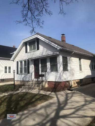 Main picture of 1520 Superior Ave
