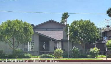 Main picture of 3106 E Orangethorpe Ave