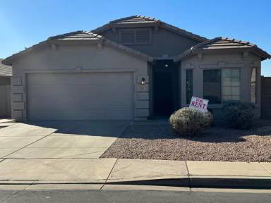 Main picture of 2753 N Maria Ln