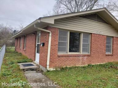 Main picture of 7202 Burlingame Blvd