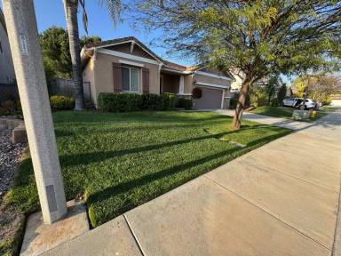 Main picture of 40960 Cebu Dr