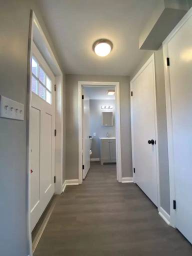 Main picture of 501 E Chestnut St