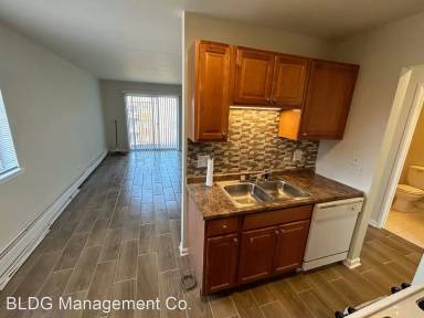 Main picture of 790 Court of Birch