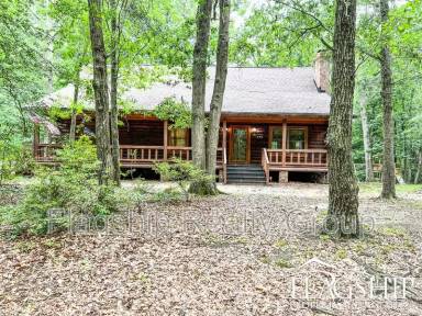 Main picture of 345 Rock Rd