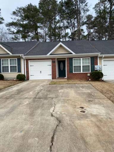 Main picture of 229 Lynbrook Way