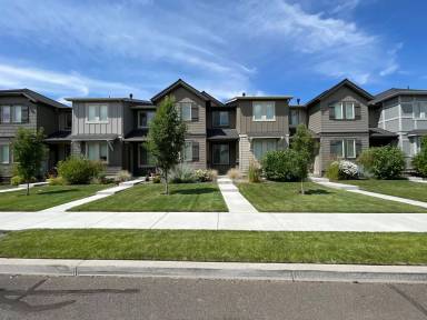 Main picture of 3461 SW 28th St